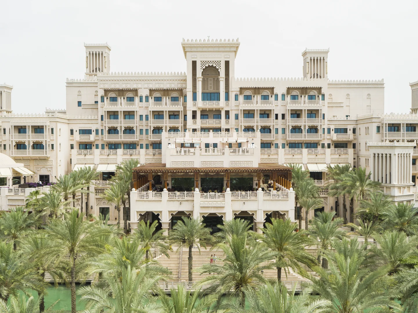 jumeirah-al-qasr-at-madinat-jumeirah-1